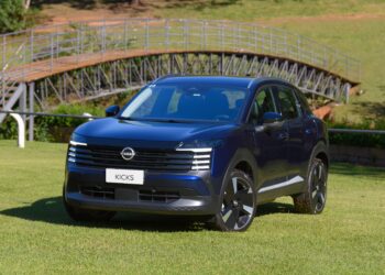 Nissan vai enxugar oferta de carros e ampliar uso de direção com inteligência artificial