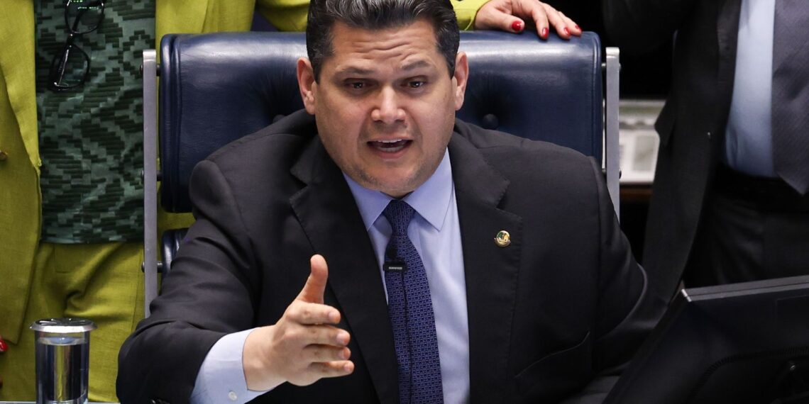 Congresso reconhece conflito entre Dosimetria e Lei Antifacção