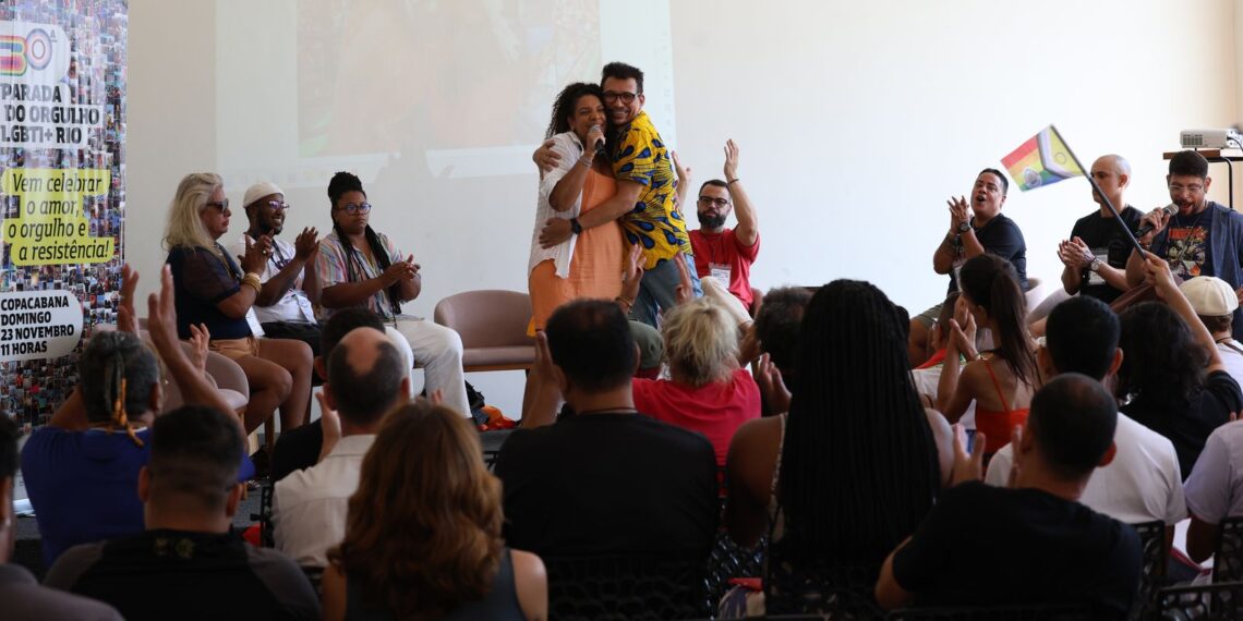 Paradas LGBT+ do Rio juntam forças por direitos e políticas públicas
