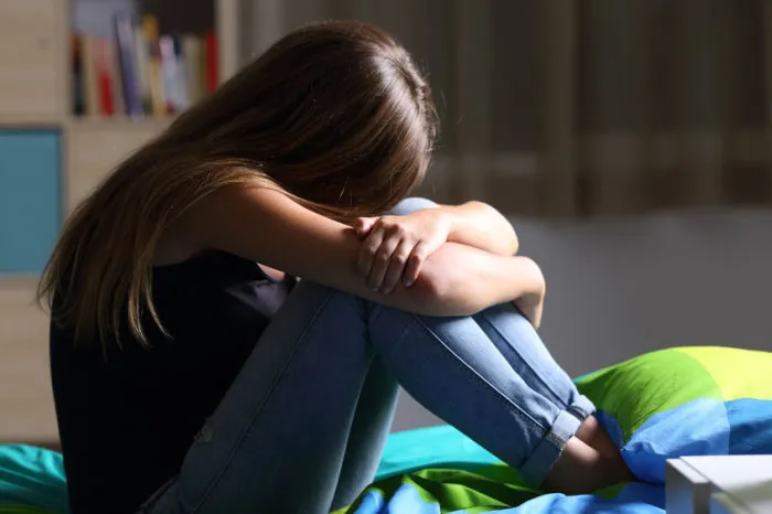 IBGE alerta para quadro preocupante na saúde mental de adolescentes