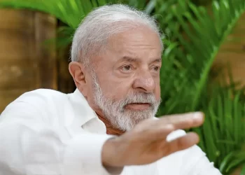 Lula quer anular leilão da Petrobras por vender gás acima da tabela