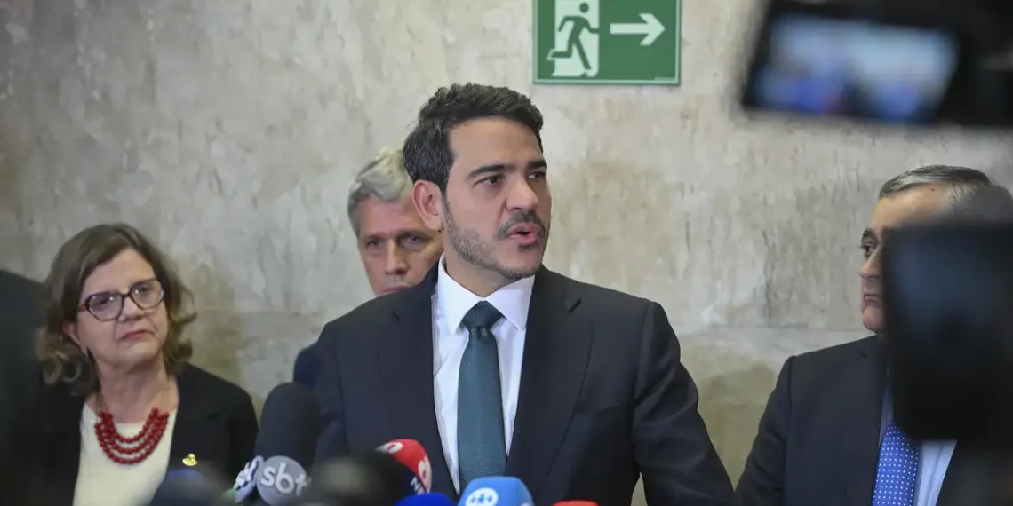 Não é simples, mas Senado é soberano, diz Messias após rejeição