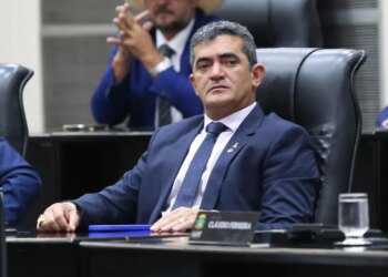 Polícia apreende R$ 200 mil em casas de Elizeu e Cezinha Nascimento