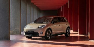 Salão de Pequim: conheça o GAC Aion UT, lançamento confirmado para o Brasil