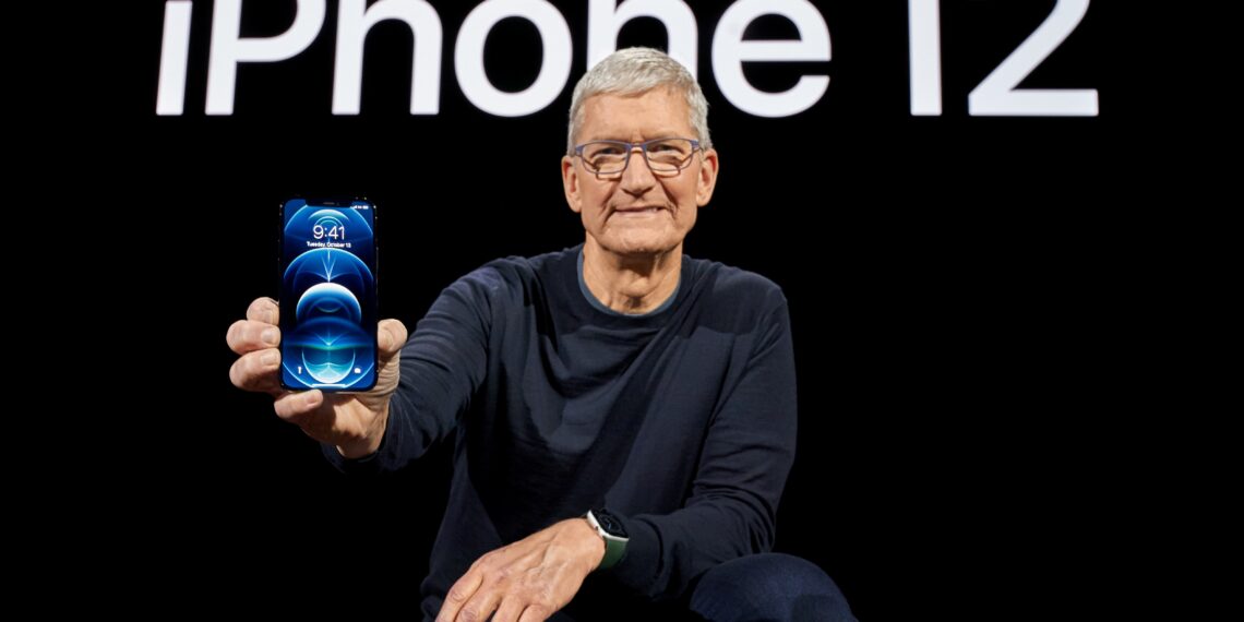Como Tim Cook transformou a Apple em uma gigante trilionária