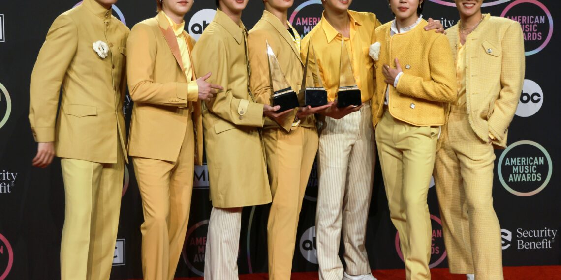 Golpistas criam páginas falsas para vender ingressos de shows do BTS no Brasil; veja como se proteger