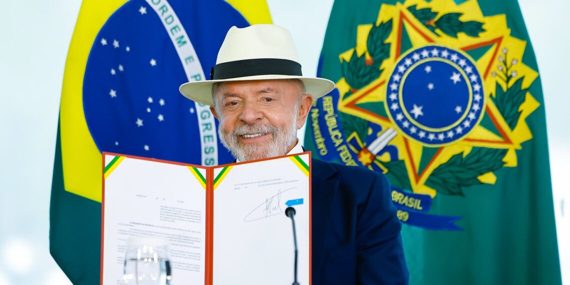 Acordo entre Mercosul e União Europeia é oficializado e passa a valer em 1º de maio