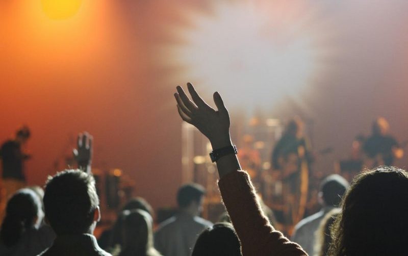 jovens finlandeses veem no cristianismo uma âncora