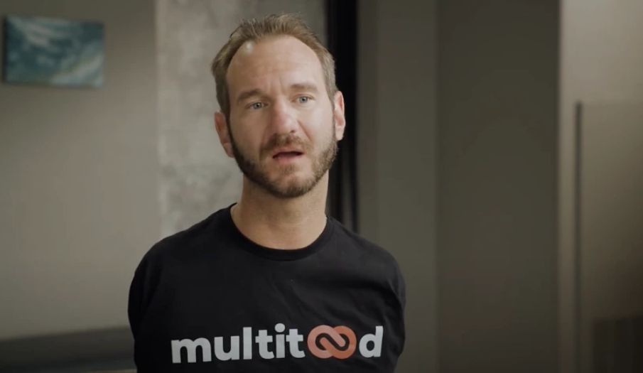 Nick Vujicic desmente rumores de morte por câncer