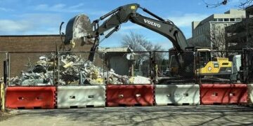 clínica que fez quase 20 mil abortos é destruída