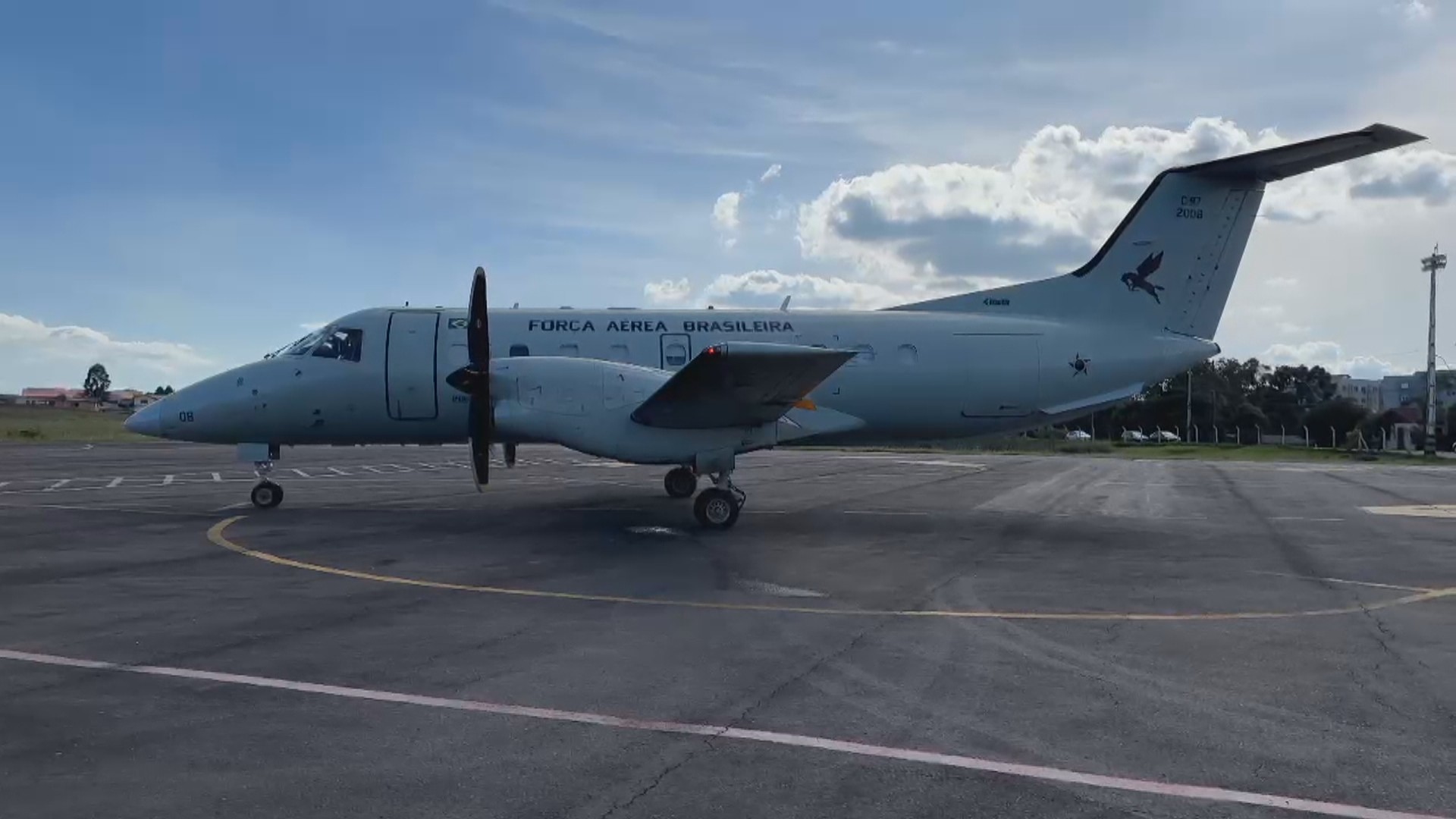 Custo maior que voo comercial, baixa ocupação, passageiros: veja falhas em uso de aviões da FAB por autoridades indicadas pelo TCU