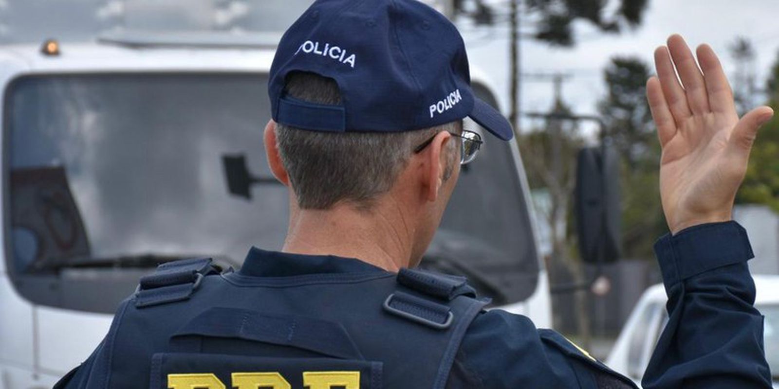 De olho no feriado prolongado, PRF intensifica ações em rodovias