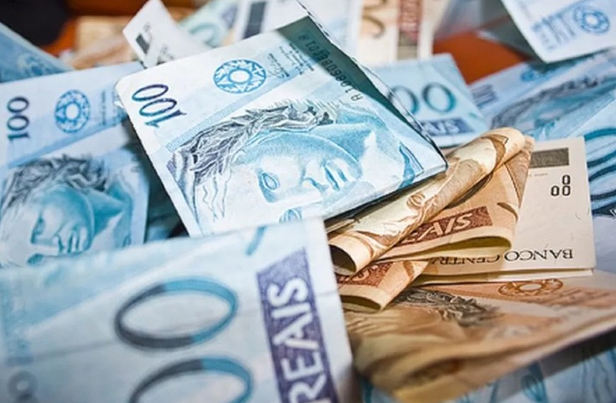Inadimplência recorde e a operação resgate do governo – O Assunto #1702