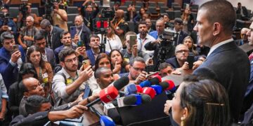 Presidente da Alerj pede ao STF para assumir governo interino do Rio