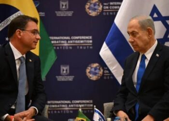 Se eleito, Flávio diz que Brasil terá relação saudável com Israel