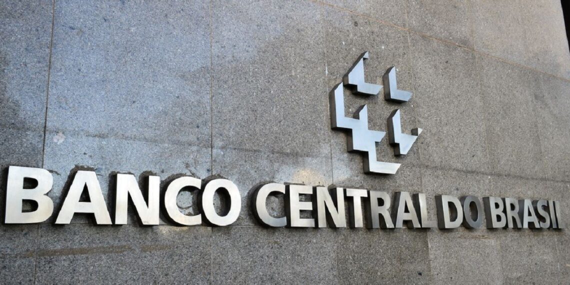 Copom reduz a taxa básica de juros da economia, a Selic, de 14,75% para 14,5% ao ano