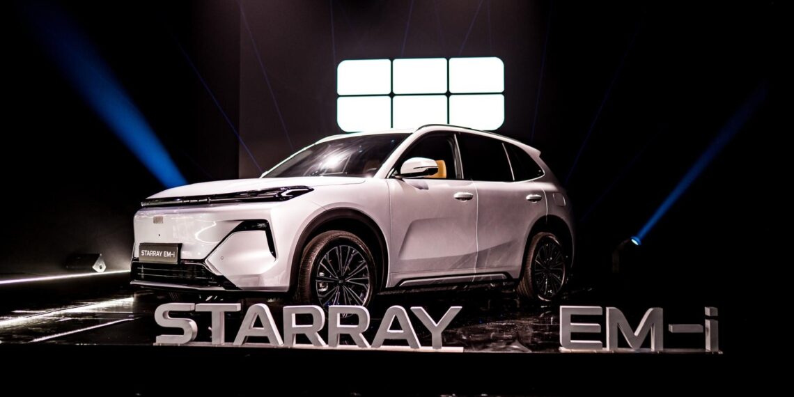 Geely lança novo sistema híbrido que faz 45 km/l