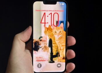 iPhone 17e x 16e: veja o que muda no celular 'econômico' da Apple