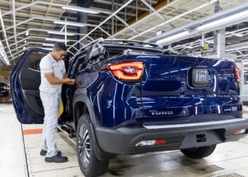Fiat, Jeep, Peugeot e Ram serão foco dos investimentos da Stellantis, diz agência