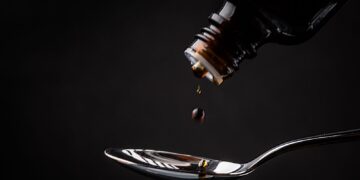 Anvisa suspende venda de xaropes com clobutinol