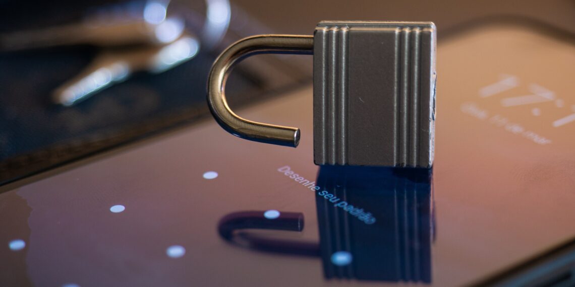 Ataque hacker desvia pagamento e causa prejuízo milionário a empresa de energia no Reino Unido