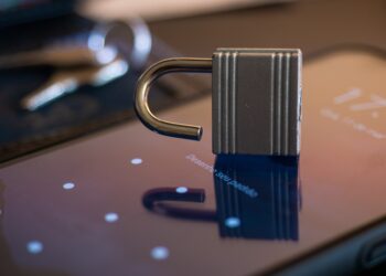 Ataque hacker desvia pagamento e causa prejuízo milionário a empresa de energia no Reino Unido