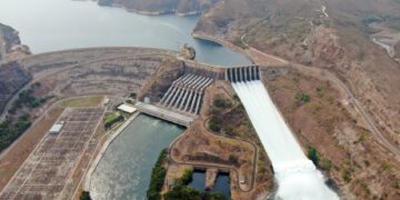 Governo planeja vender sobras de energia hidrelétrica para o exterior