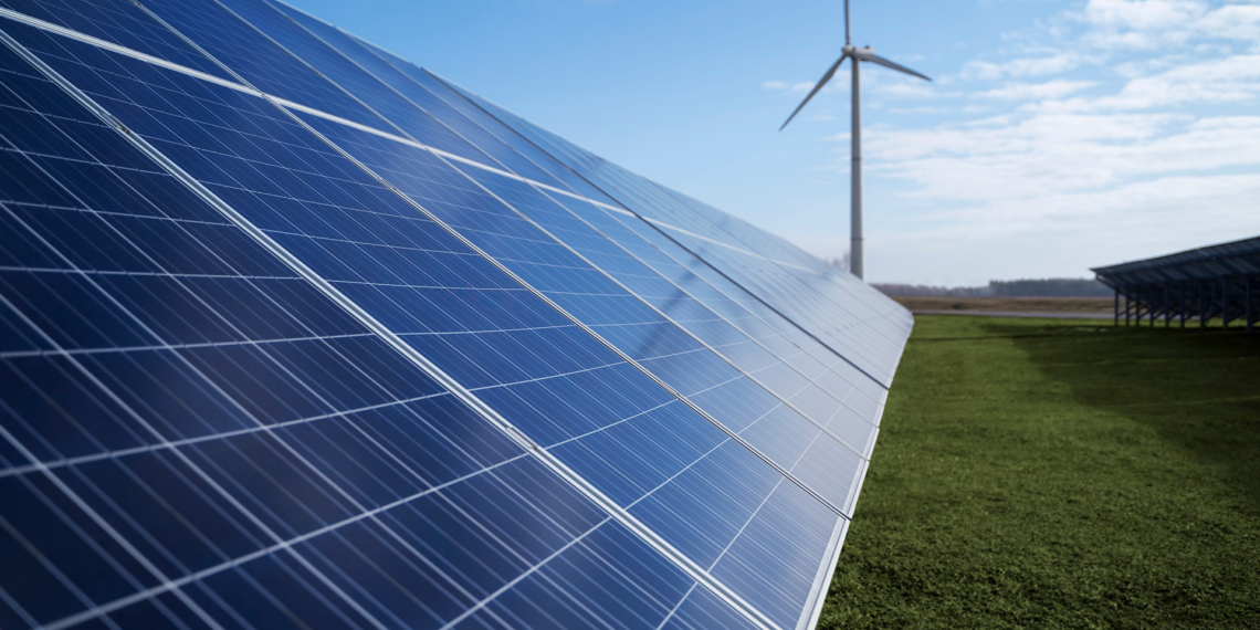 Aneel aperta regras para geração solar distribuída e mira ampliações irregulares
