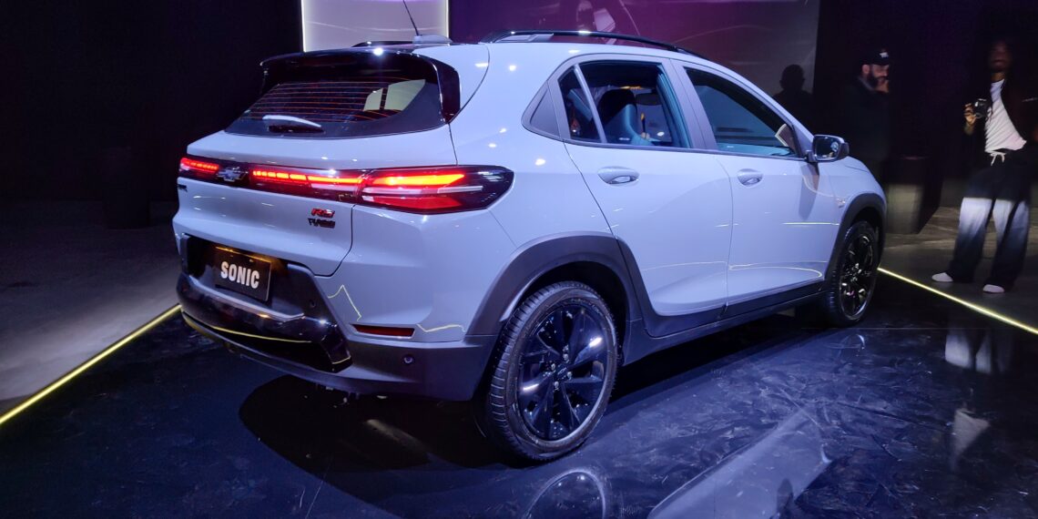 Chevrolet lança o Sonic; veja equipamentos, versões e preço do SUV.