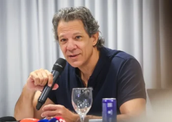 Haddad promete jornada 7×0 para reeleger Lula