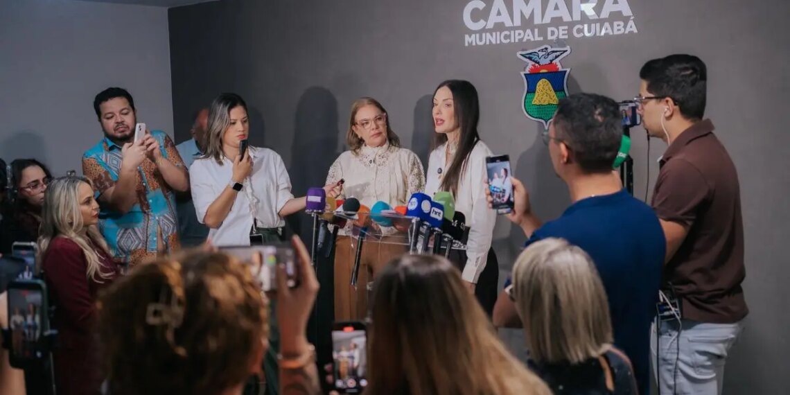 Janaina Riva se aproxima de bolsonaristas e pode quebrar resistência do PL com o MDB