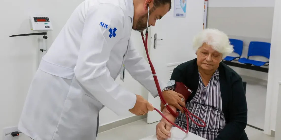 Pessoas 50+ vão representar metade do consumo com saúde em 2044
