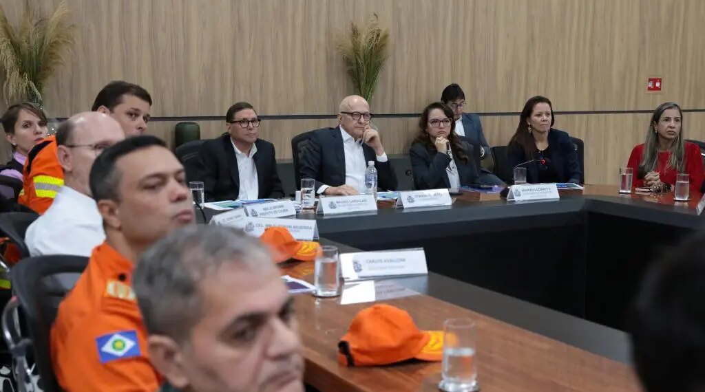 Governo de MT apresenta plano de combate aos incêndios florestais