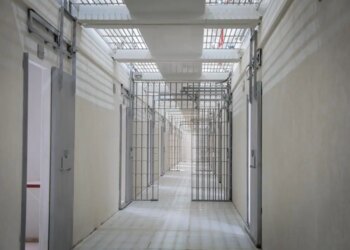 Governo de MT cria unidade de segurança máxima na PCE em Cuiabá