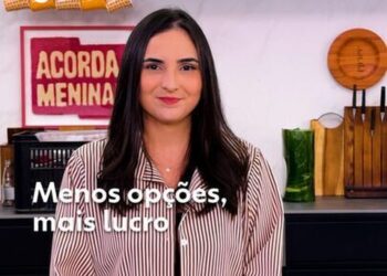 A paulistana filha de faxineira e pintor de paredes que se tornou artista plástica mundialmente reconhecida: 'Não acredito em fazer dinheiro e sair do país'
