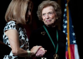 Doris Fisher, cofundadora da rede Gap, morre aos 94 anos