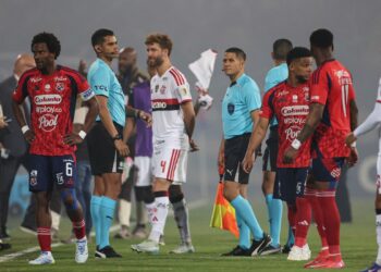 Jogo do Flamengo na Libertadores é cancelado por atos de vandalismo