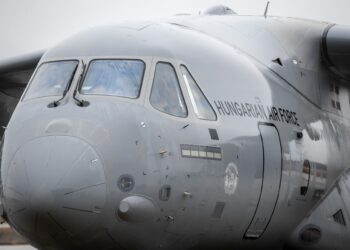 Embraer negocia avião militar C-390 para a Colômbia e o Chile, afirma CEO