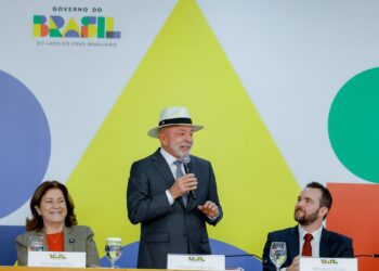 Quaest: 38% consideram que Desenrola vai ajudar muito as famílias endividadas e 27% acham que vai ajudar pouco
