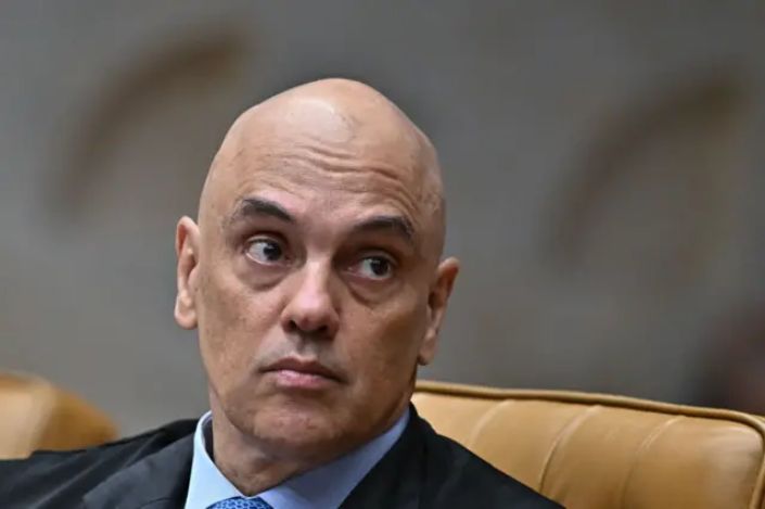Empresa de Trump notifica Alexandre de Moraes por processo