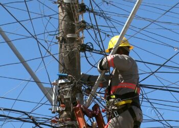 Governo renova concessões de distribuição de energia em 13 estados; Enel fica de fora