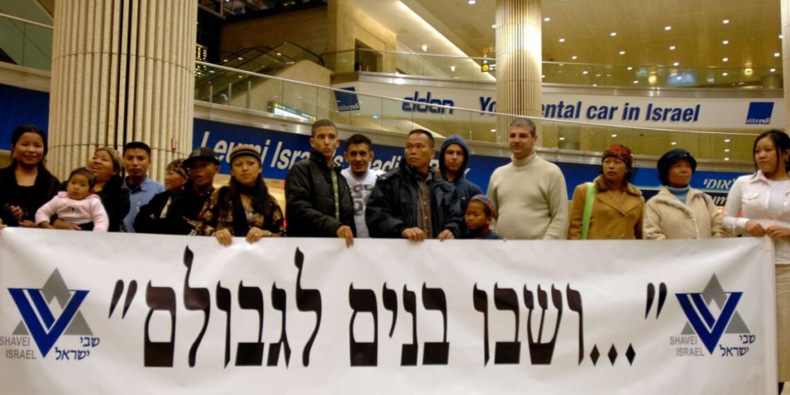 Israel recebe descendentes da tribo de Manassés após milênios