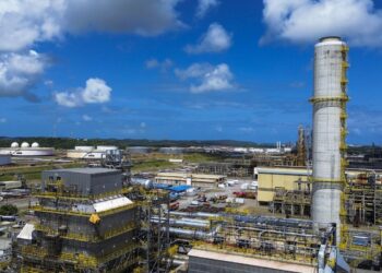 Refinarias da Petrobras operam com mais de 100% de capacidade; entenda