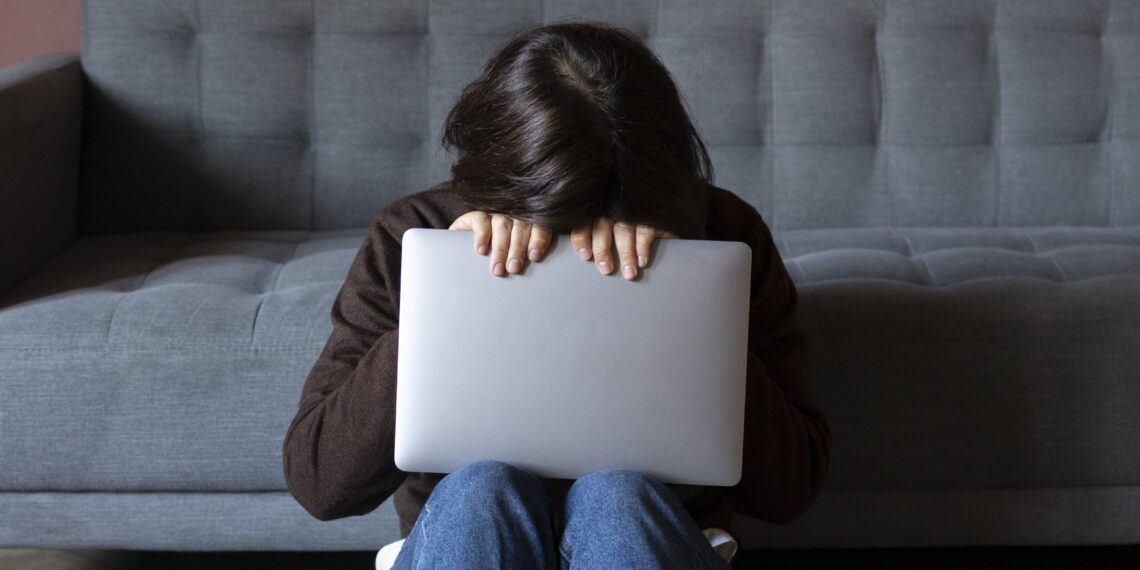 Milhões de crianças de países pobres sofrem abuso sexual na internet