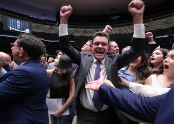 Odair Cunha toma posse como ministro do TCU