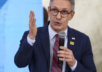 PGR denuncia Zema por calúnia contra Gilmar Mendes