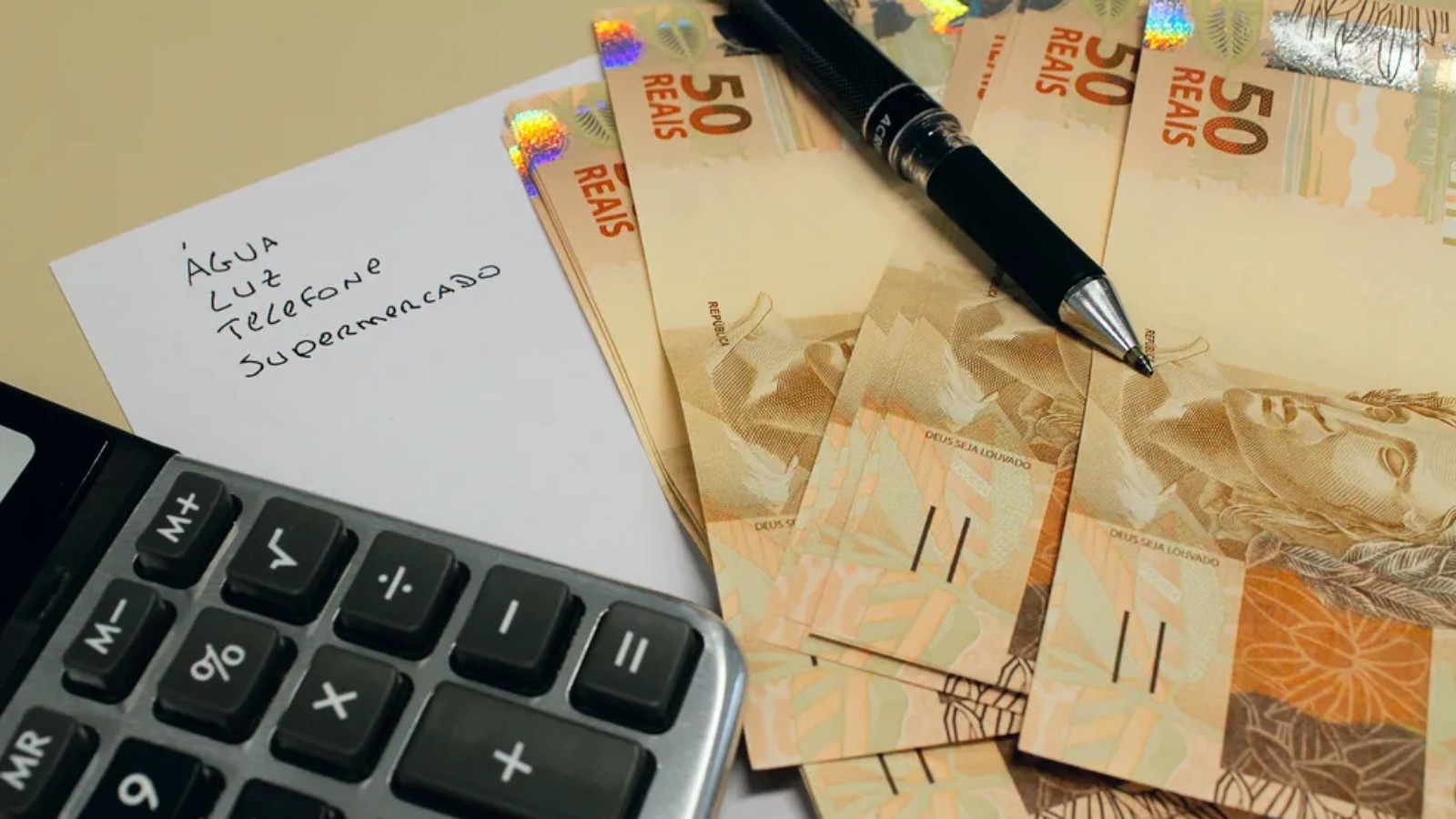 ‘Desenrola 2.0’: bancos têm 30 dias para limpar nome de quem deve até R$ 100