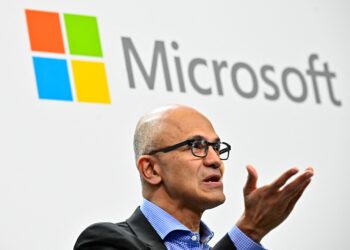CEO da Microsoft diz estar ‘muito orgulhoso’ de investimento na OpenAI em julgamento de Elon Musk