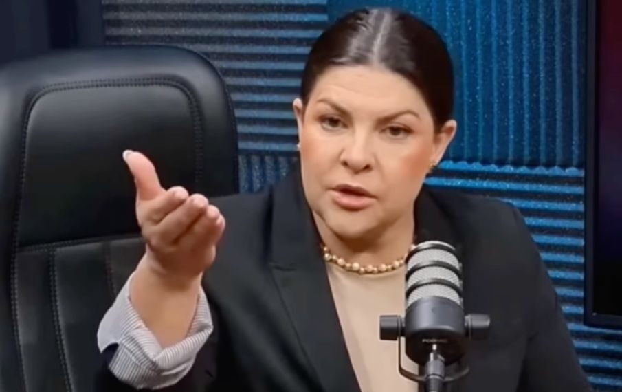Vanilda Bordieri denuncia abuso sofrido na igreja aos 16 anos