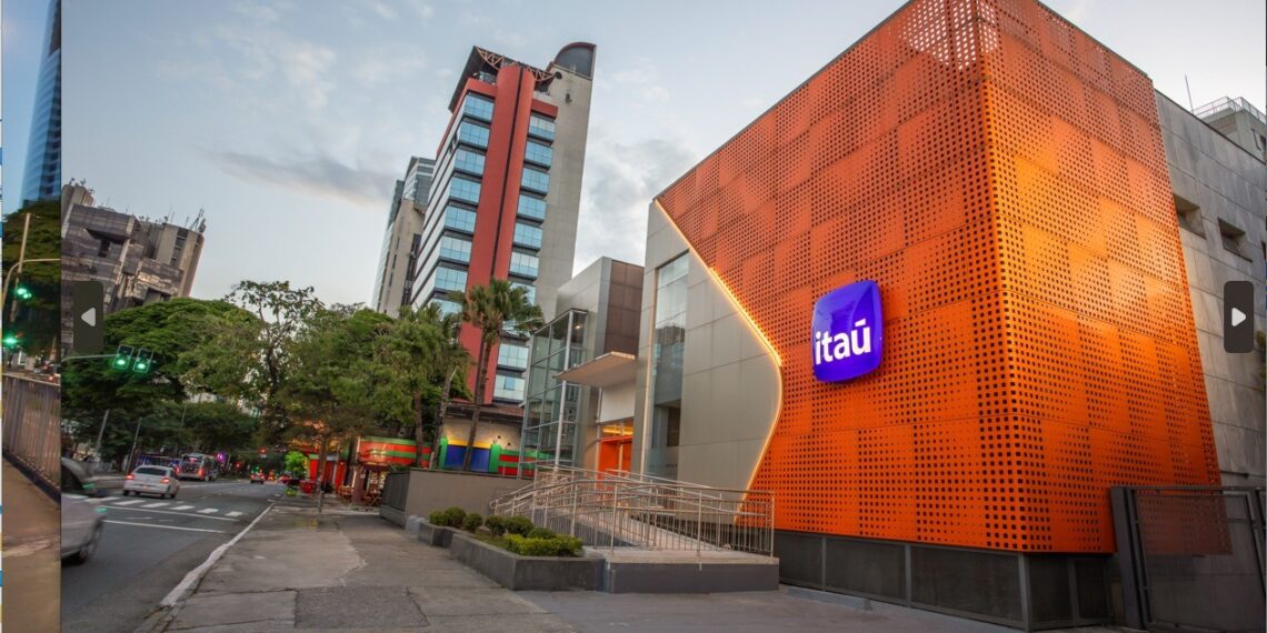 Itaú tem lucro de R$ 12,3 bilhões no 1º trimestre, alta de 10,4%
